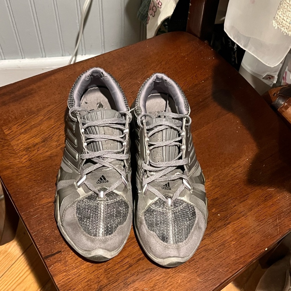 Adidas Women’s Light Charcoal Athletic Sneakers Size 6